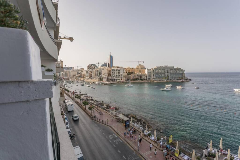 St Julians' Sea Front, Spectacular View, Apartment Saint Julian's Exterior photo