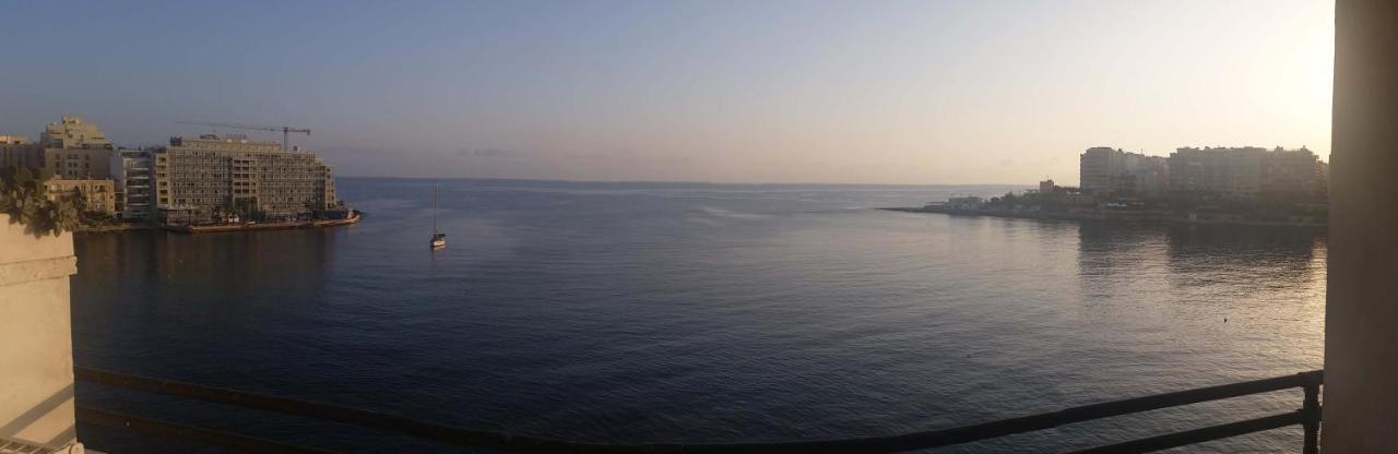 St Julians' Sea Front, Spectacular View, Apartment Saint Julian's Exterior photo